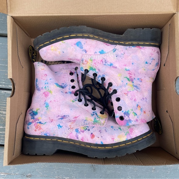 Dr. Martens Rainbow Suede, US 10 - Picture 8 of 11